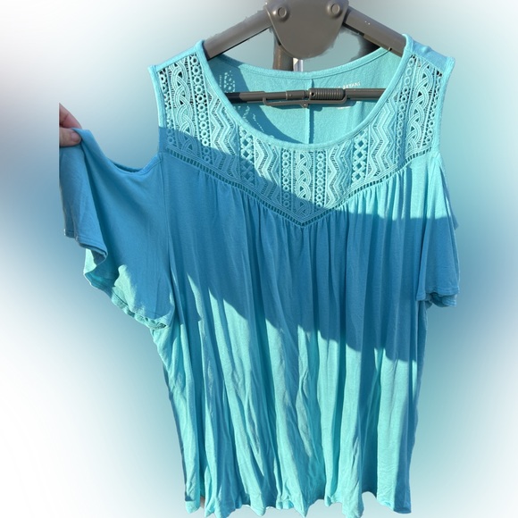 Lane Bryant cold shoulder tshirt aqua - Picture 1 of 2